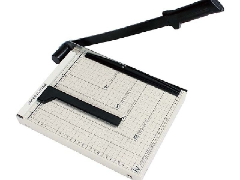 Γκιλοτίνα Α4+