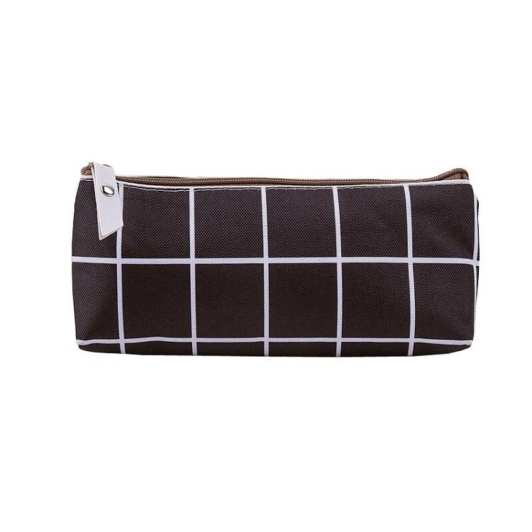 Κασετίνα Geometry υφασμάτινη.Διάσταση 19.5 X 9cm,4σχέδια.