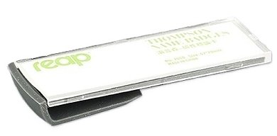 Κονκάρδα ονόματος ακρυλλική με κλίπ   57Χ26mm